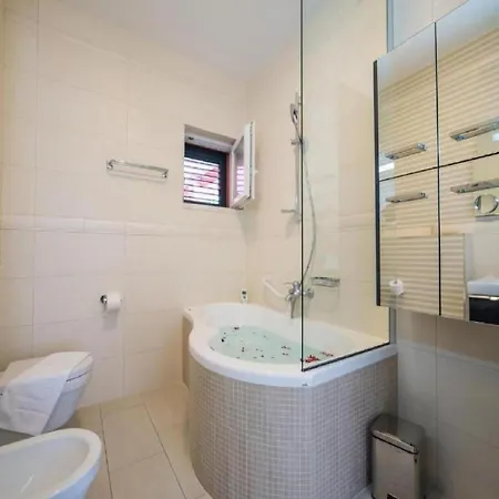 Beautiful Surrounded By Greenery With Swimming Pool *