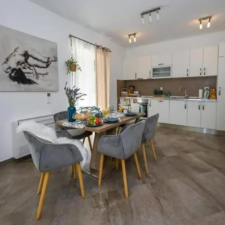 Beautiful Surrounded By Greenery With Swimming Pool Gruda